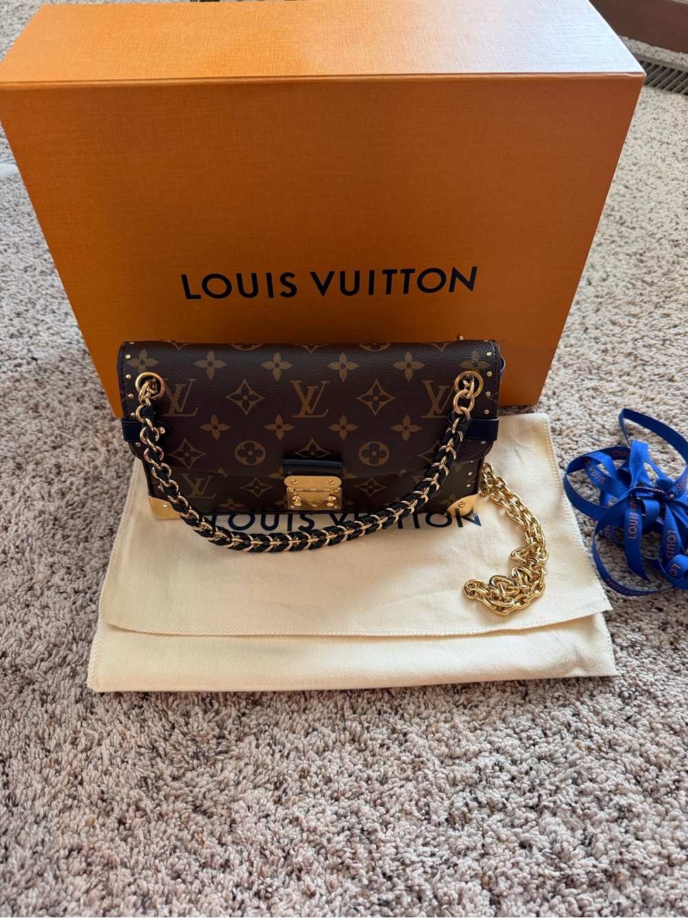 Louis Vuitton Trunkie East West. NWT!!! - Picture 3 of 15